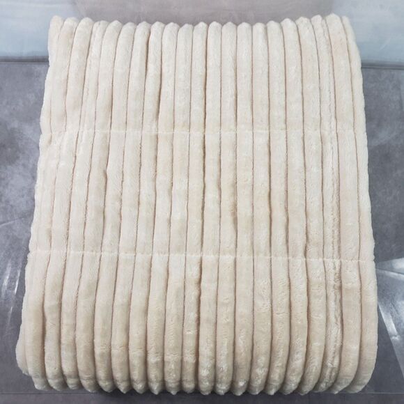 Premium Comfort Blanket Cream Luxury Soft Cozy Plush Throw 60 x 70 - Picture 1 of 8